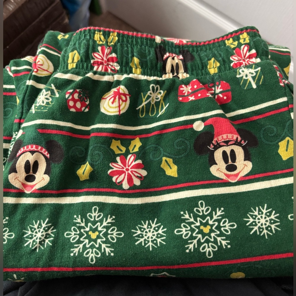 Disney Mickey and Minnie unisex, Christmas pajama bottoms.